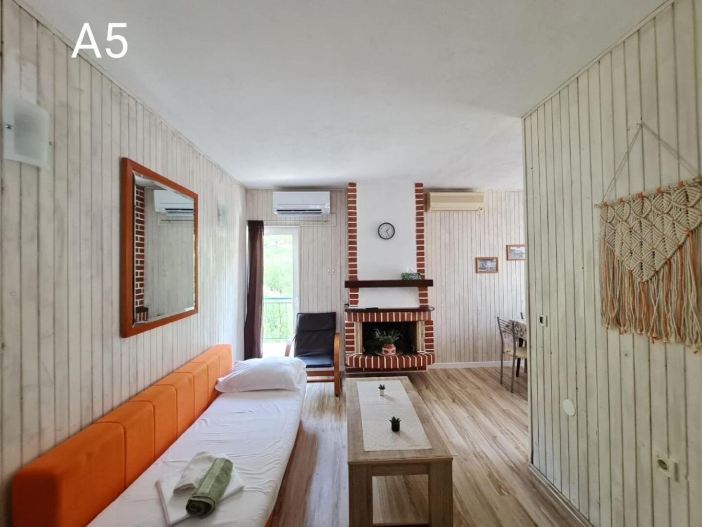 Apartments More Živogošće Zewnętrze zdjęcie